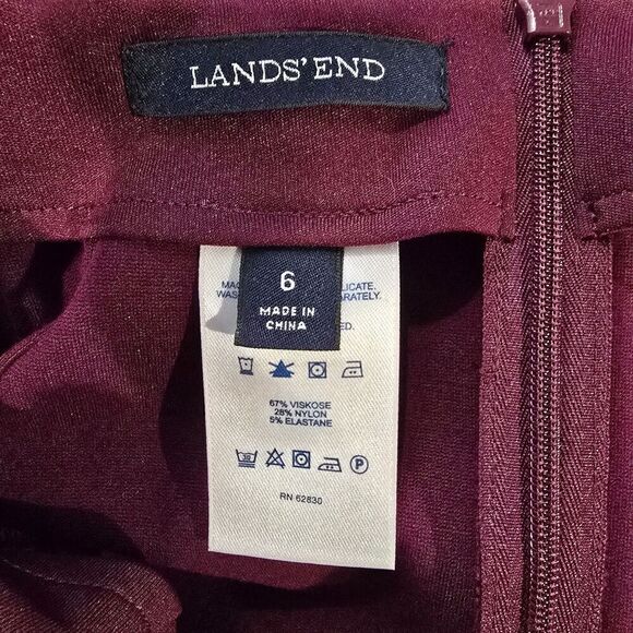 Lands End Knee Length Stretchy Board Skirt Sz 6 Burgundy Wine‎ Red Front Pockets - Picture 9 of 9